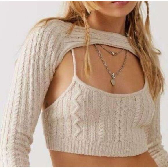 Urban Outfitters Saffron Knitted Cami Crop Top Size Small - Picture 1 of 4